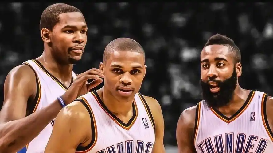 53   近几年nba常规赛mvp获奖感言:雷霆三少只有哈登一直笑着而不哭