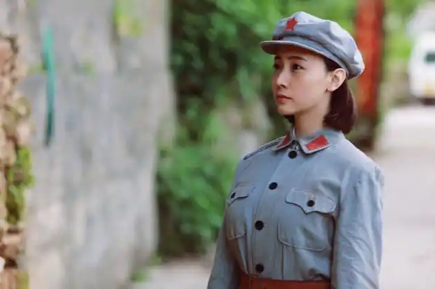 高艺涵军装剧照