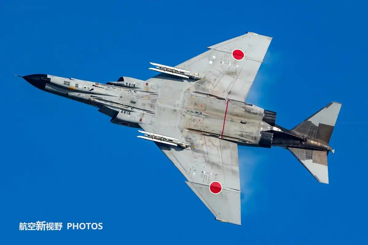 原创经典f-4战斗机组图,自卫队最后的二代机,三菱重工的练手作