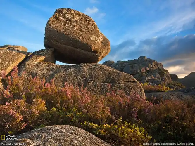 描述: peneda- geres葡萄牙国家公园-国家地理杂志摄影作品 当前壁纸