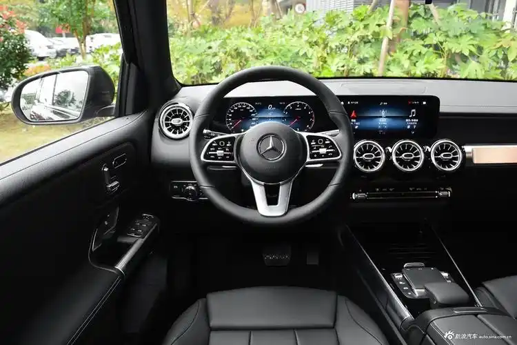 奔驰glb好开真不是吹的4月热销最高直降452万