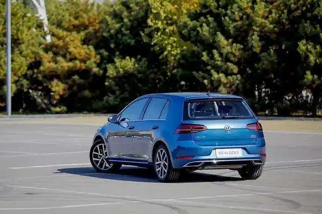 大众高尔夫7怎么样(大众高尔夫7怎么样才能不一小时自动关机)