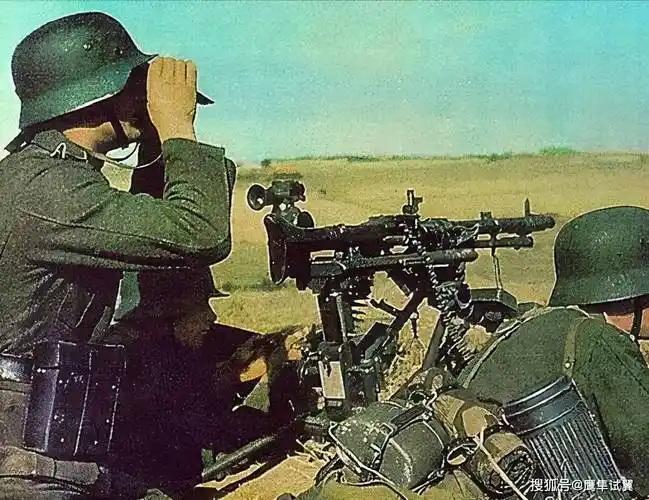 29万的骷髅师能够顶住苏联二十万人的进攻,你换日本人来试试,这就不是