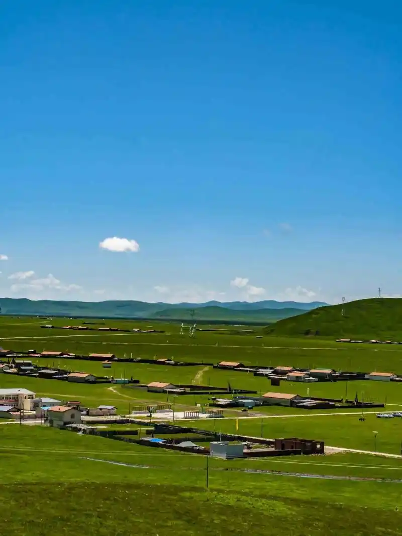 川西|若尔盖真不是盖的 特别喜欢看的川西若尔盖草原 草原与天空相接