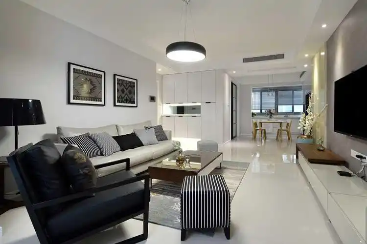 现代简约风格的客厅装修,以简洁大方为出发点,但又不是一味的简单,在