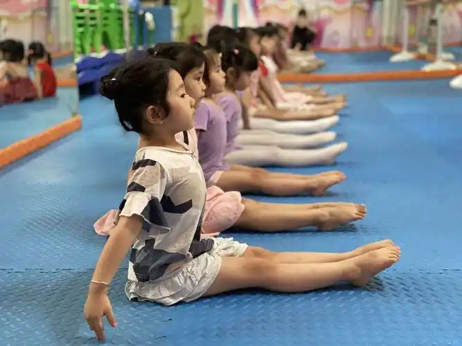 重磅岀击:童乐幼儿园舞蹈兴趣班开始接受报名了
