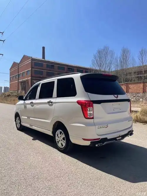 本地私家一手21年五菱宏光s15手动六速安全滑行32