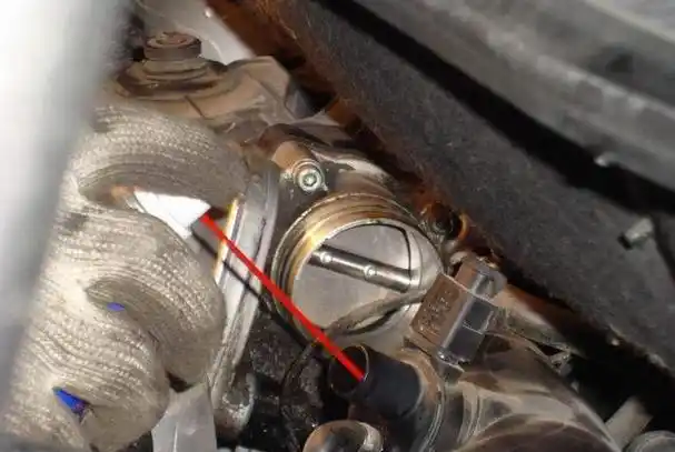 曲轴箱通风阀坏了现象有哪些