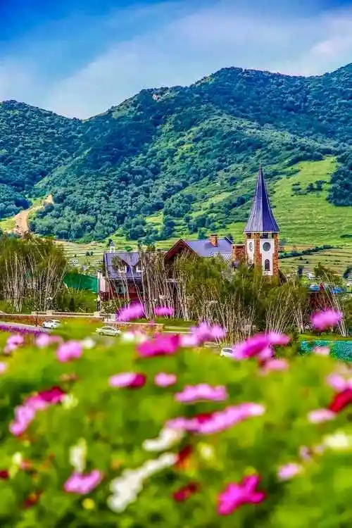 预售度假村|奥伦达·海坨山谷】海坨山谷京畔小瑞士美翻了!暑期必囤!