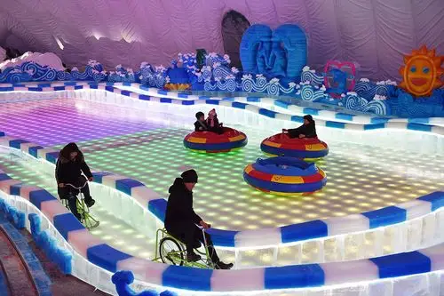 哈尔滨冰雪大世界室内冰雪主题乐园开园迎客7