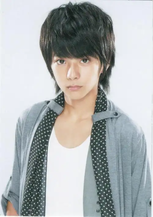 佐藤胜利图片日本男星佐藤胜利写真图片