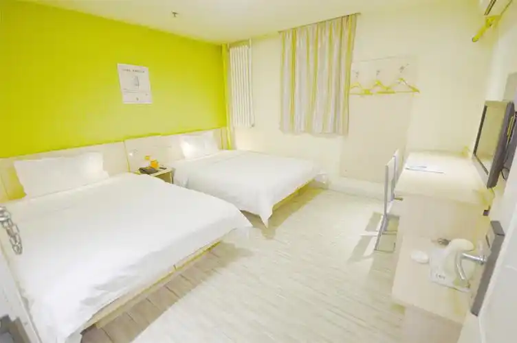 7天连锁酒店(太原南内环街店)-自主双床房(内宾)(预付)(携程专享)(直