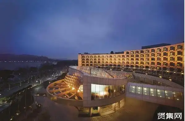 就在前两个月,恒隆地产宣布文华东方酒店集团成为杭州恒隆广场的酒店