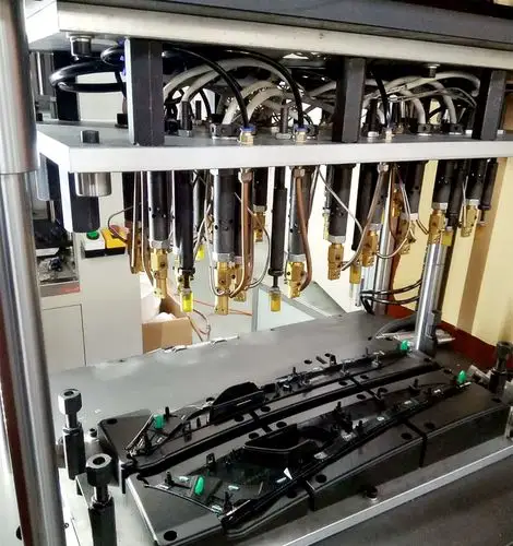 上海上荣热铆机塑料铆接机