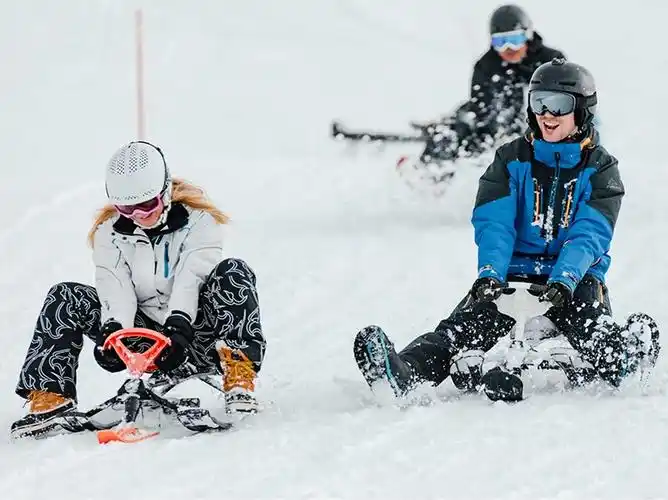 户外冰车新款儿童雪地摩托车带刹车冰车非动力成人雪橇滑雪车爬犁滑冰