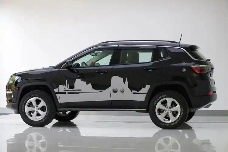 topfire顶火车会jeep指南者改装案例