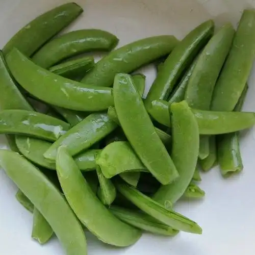 甜豆角炒蛋,黄绿相间,春天的色彩