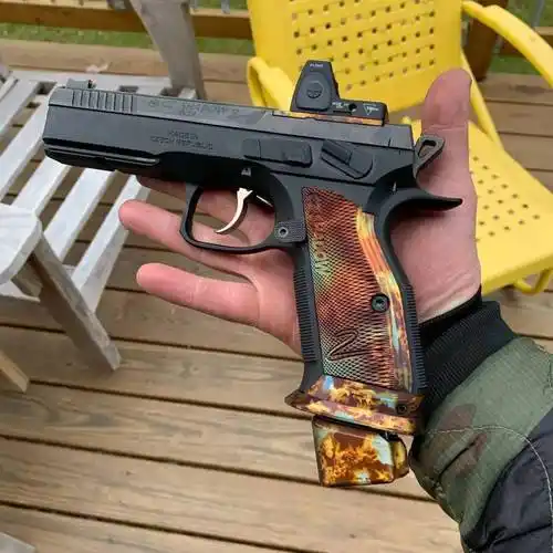 【握把片美图】有一种被色诱的感觉_火器_视频_战术