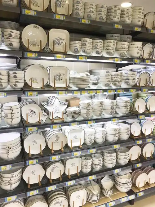 2021年日杂春节重点品类陈列