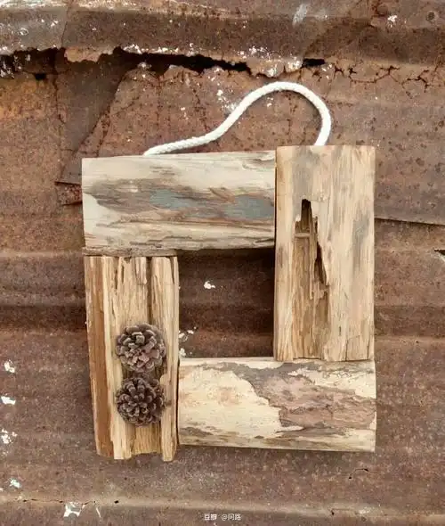 做的工具有限,打孔不大各种造型的做了十一个一组木头花瓶2020-12-16