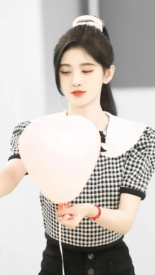 鞠婧祎创造营2021