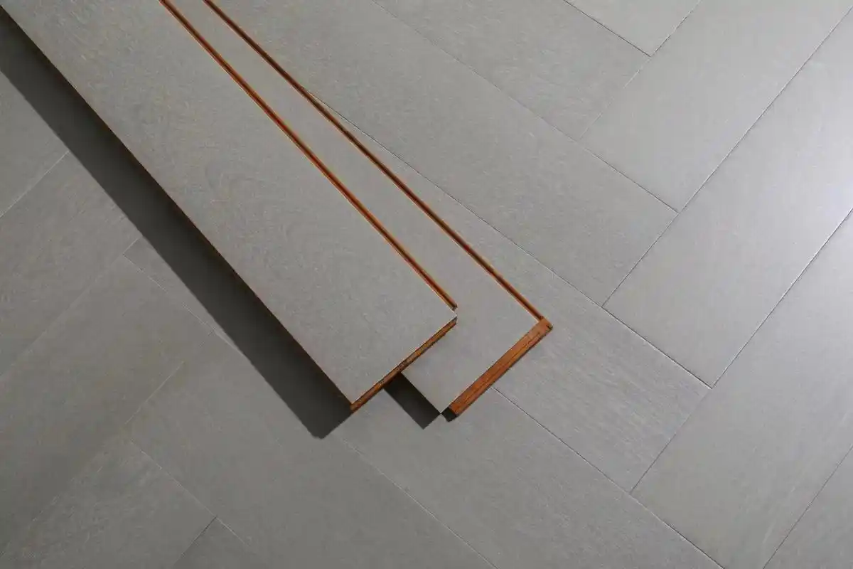 #孪叶苏木是山水画木纹的代表材种,孪叶苏木具有樱桃木波浪型纹 - 抖