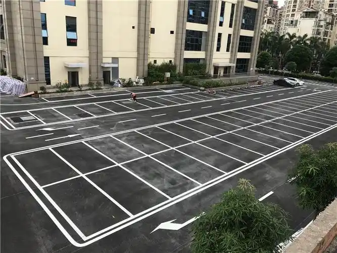 酒店露天停车位划线效果图(三)营口酒店露天停车位划线相关标签:露天