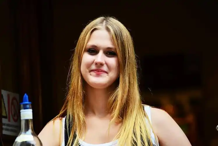 捷克原生态美女