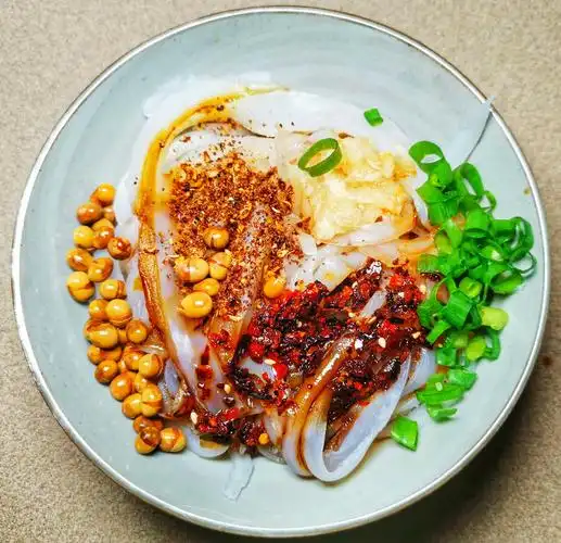 今天耍一个旋子凉粉儿04成都味道安逸惨罗遗憾一是豌豆粉还是没找到