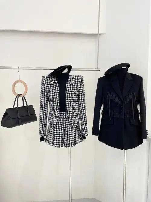 设计师女装过年战衣小香穿搭