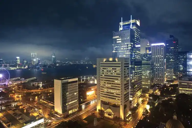 高楼大厦写字楼办公楼晚上夜晚夜景城市夜景繁华城市