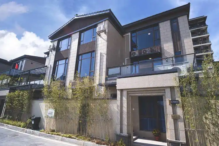 增城金叶子5房8床温泉别墅