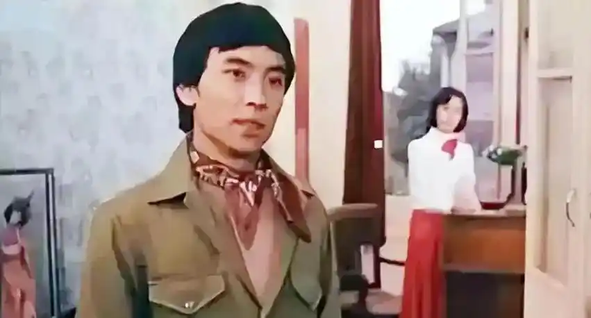 80年代爆火的董志华,成名路上满是伤痛,儿子却成他骄傲点!