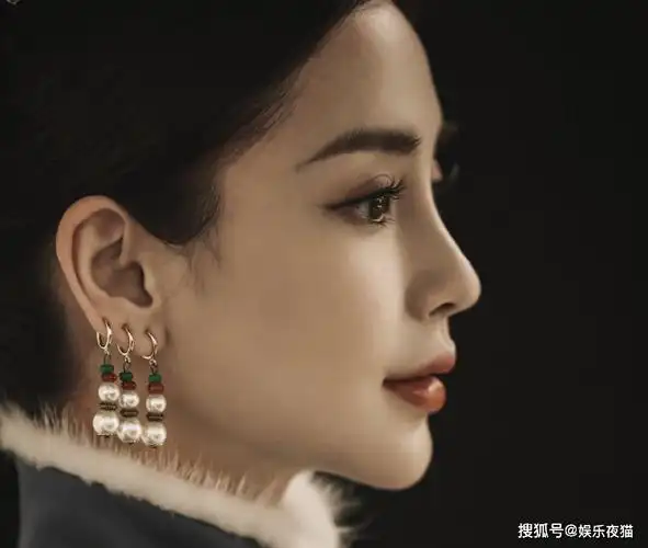 女星侧颜大比拼,热巴可爱,李沁高贵,杨颖太惊艳