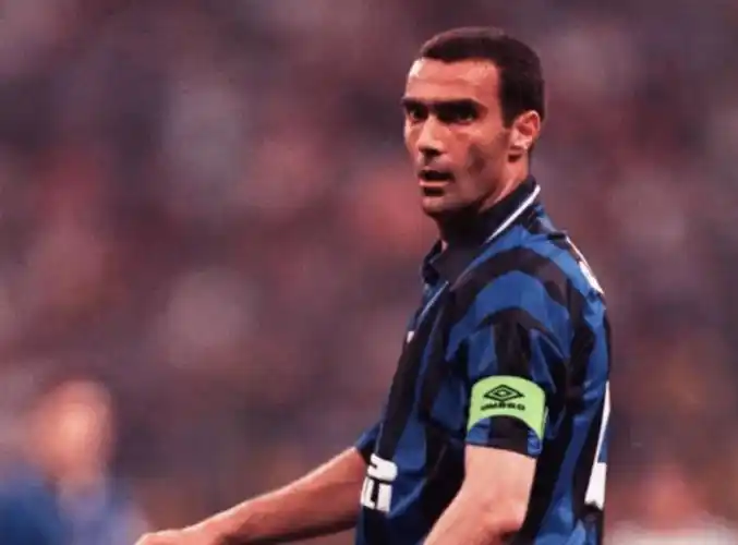 传奇贝尔戈米:国米争夺意甲冠军有优势,桑切斯不是主力球员