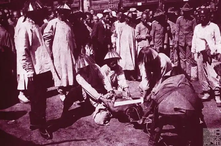 "庚子之变":老照片记录下的八国联军屠杀义和团团民场景