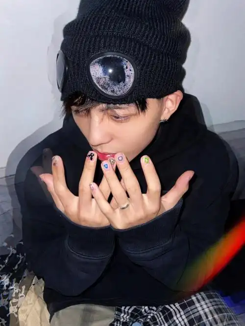 男士美甲01感觉直接拥有了奇怪的能量