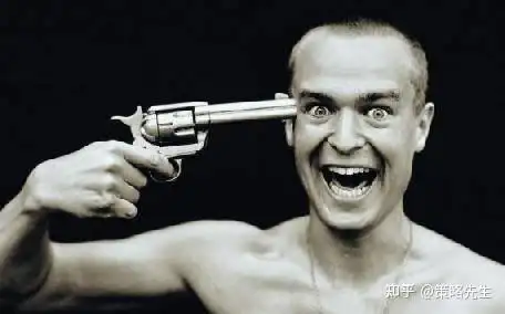 巴菲特思维实验给你100万美元你愿意在脑袋上开一枪吗很有启发意义