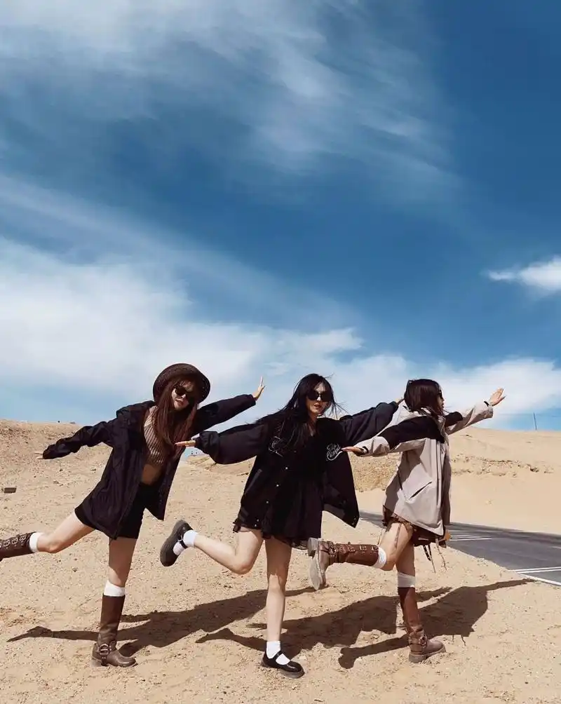 姐妹三人拍照姿势分享|点赞收藏下次学起来73  94本次的拍摄地点