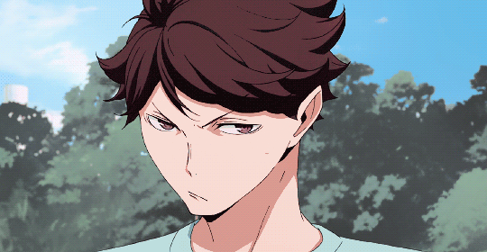 动漫 男孩 抬头