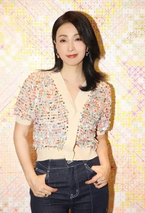 魅力女演员陶虹:甜蜜微笑赢得观众心