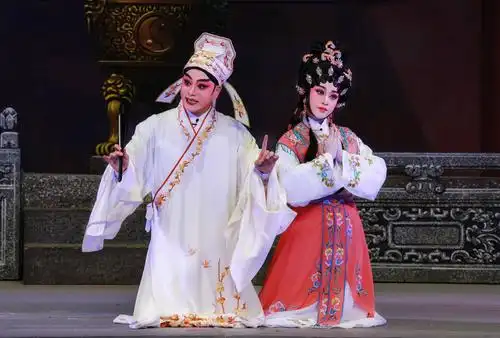 2019-5-10 《三笑姻缘》一…… 广州粤剧团 陈骏旻 陈韵玲