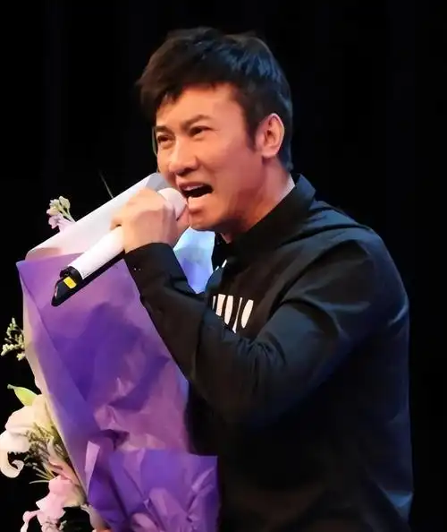 回顾江涛和岳母同住30年成名后不忘糟糠之妻原谅改嫁的亲妈