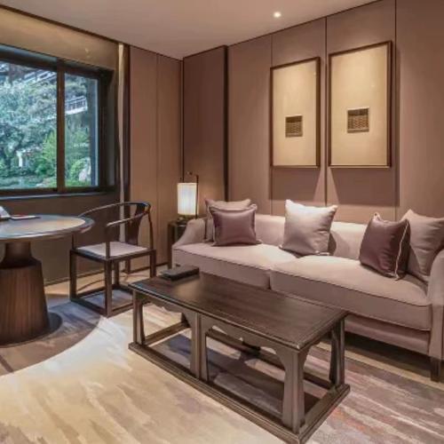 西安唐华华邑酒店豪华套房1晚vip套餐优惠