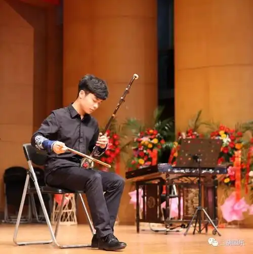 弓弦韵芜湖情梁聆聆二胡师生音乐会成功举办