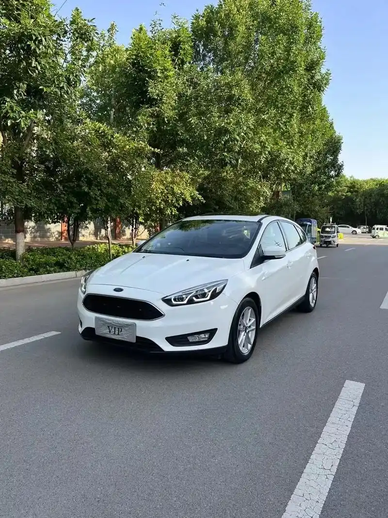 全网比新,自动挡,新到2018年福特福克斯两厢自动挡1.6排 - 抖音