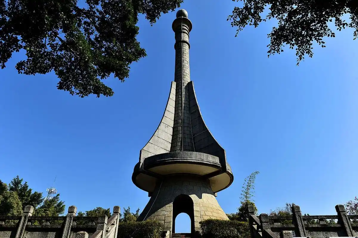 【世界之最4】世界最高的北回归线标志塔  广东从化北回归标志塔是