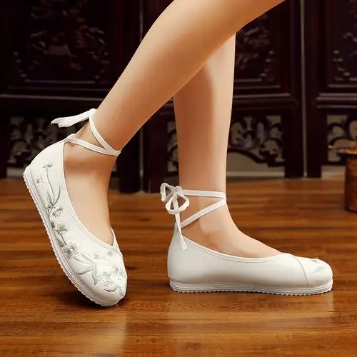 古风鞋子女汉服鞋春季平底学生古装鞋子复古中国风轻汉元素鞋布鞋