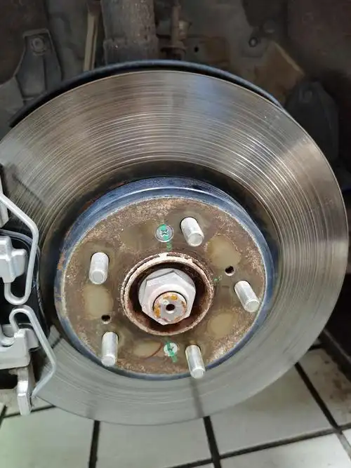 本田雅阁刹车盘磨损严重