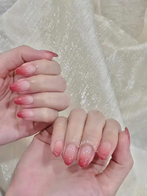 树莓果酱渐变美甲